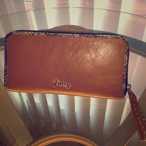 WMN•JUICY Couture•Brand New Wallet